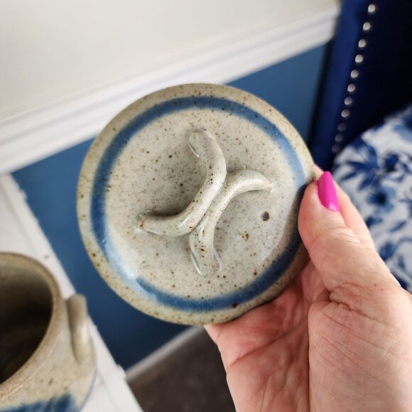 Natalie Gilliham Set of Three Cannister Pottery Set - Picture 4 of 15